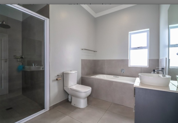 3 Bedroom Property for Sale in Island View Western Cape